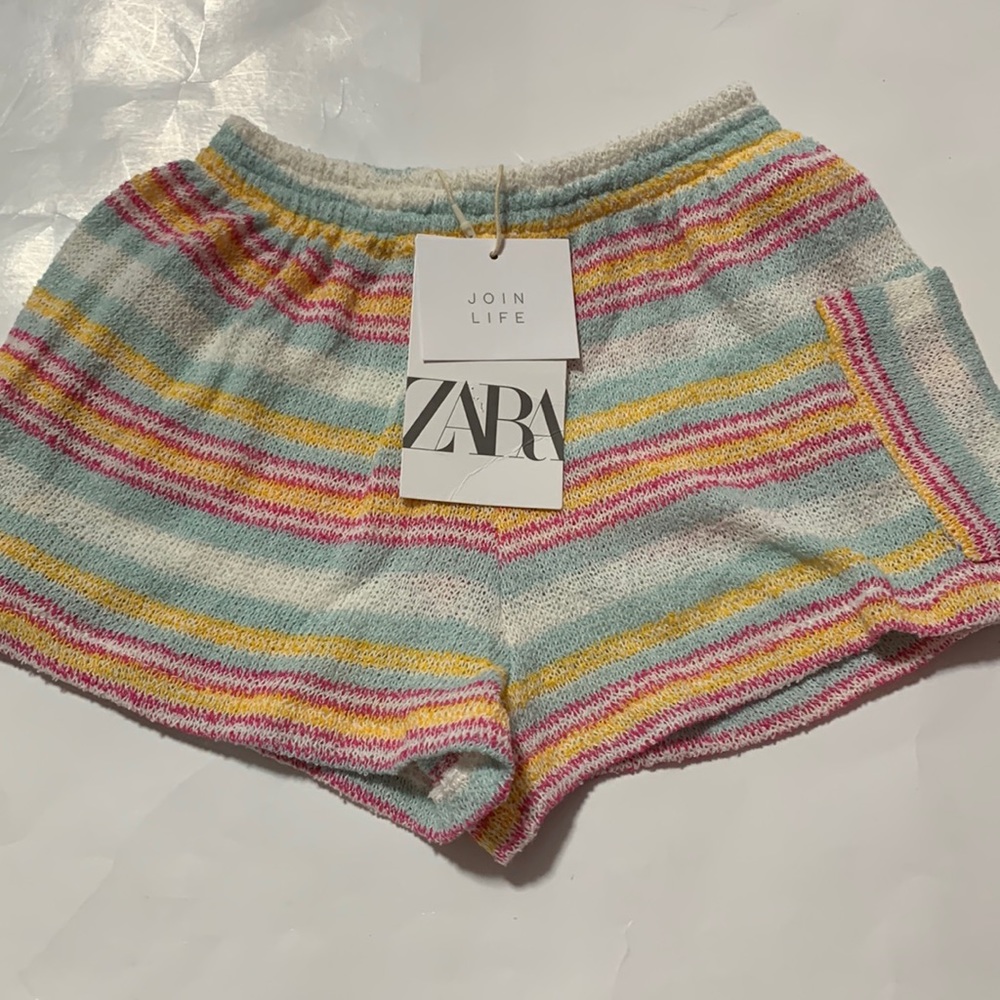 Zara infant girl single pocket knit short pink yellow blue stripes size 12-18M